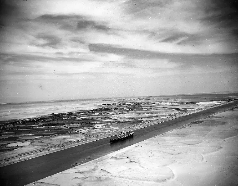 328E0A00EC8A9773-jpg5610745904907728206