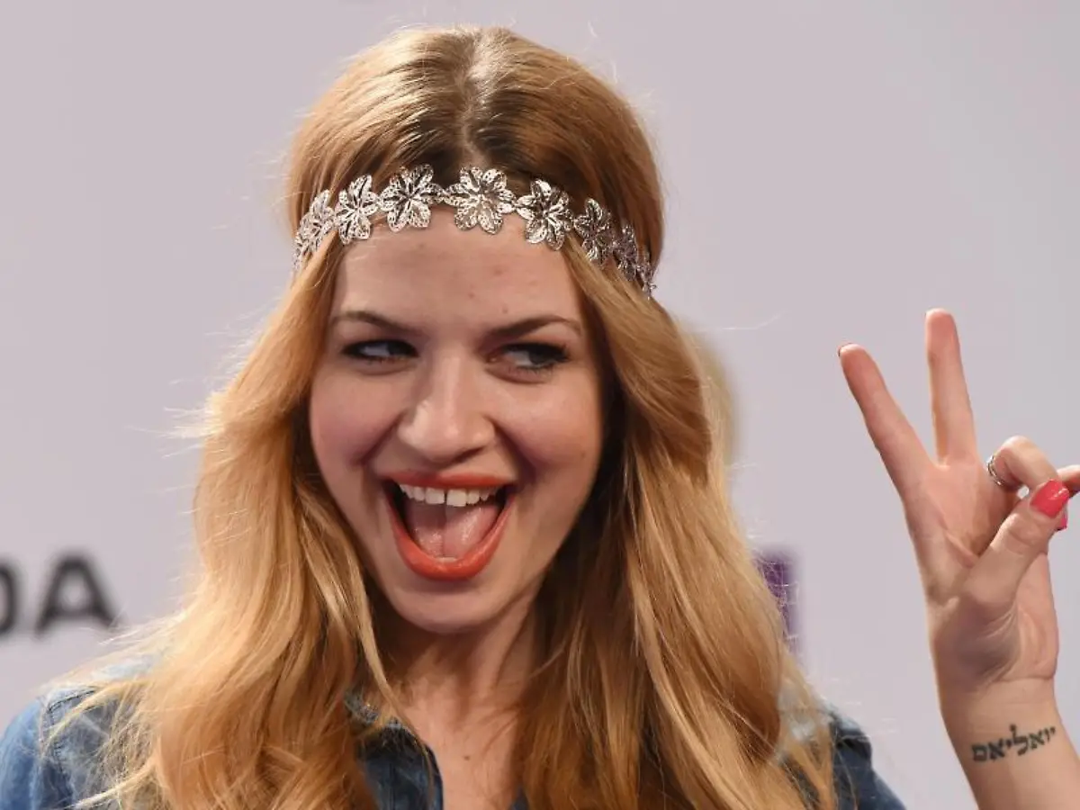 Susan-Sideropoulos-2015-bei-der-Echo-Verleihung-in-Berlin