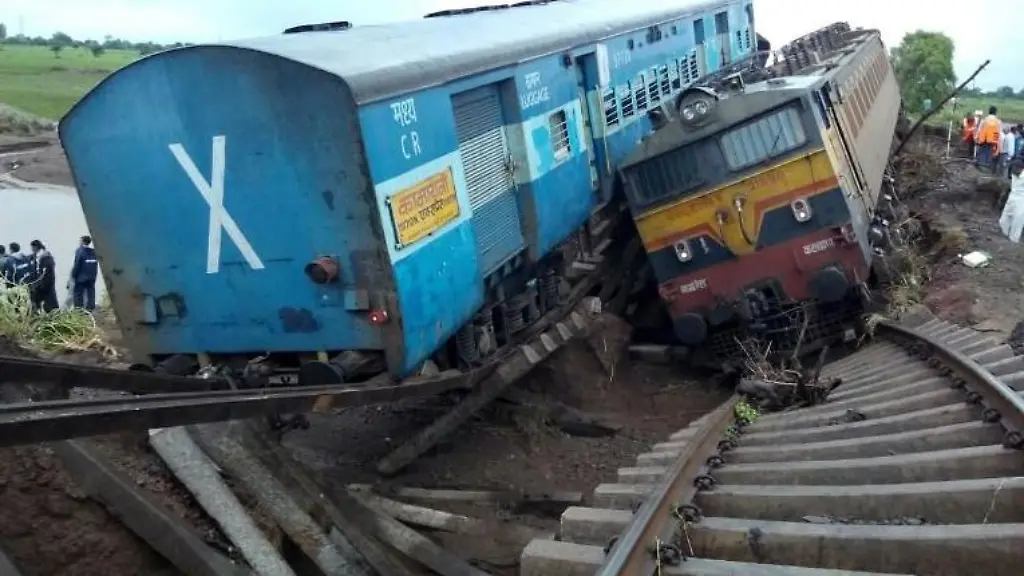 CNN-twitter-Indien-Zugunglueck