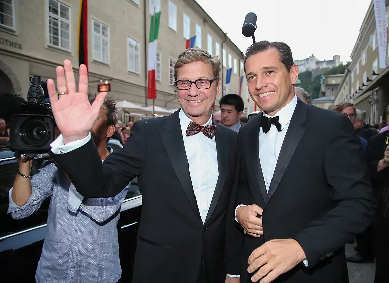 3qz84448-jpg5007604573885332757