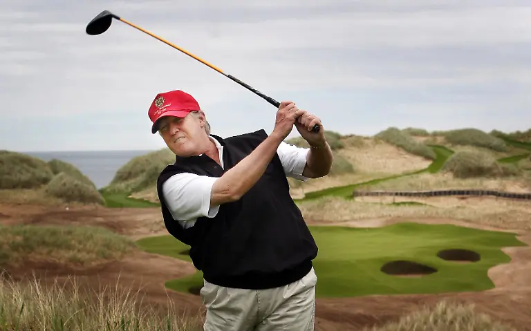 DonaldbeimGolfen