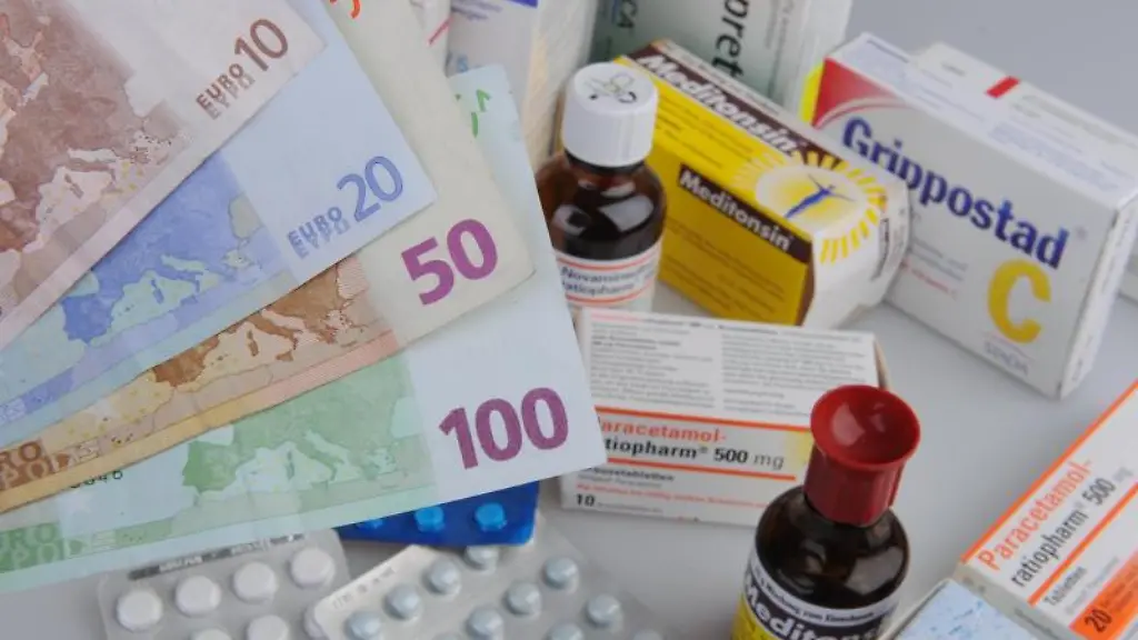 Ein-gruenes-Rezept-bedeutet-meist-dass-man-die-Kosten-fuer-Medikamente-selbst-stemmen-muss-Was-viele-nicht-wissen-Die-Kassen-erstatten-auch-einen-Teil-der-Kosten-fuer-diese-Medikamente