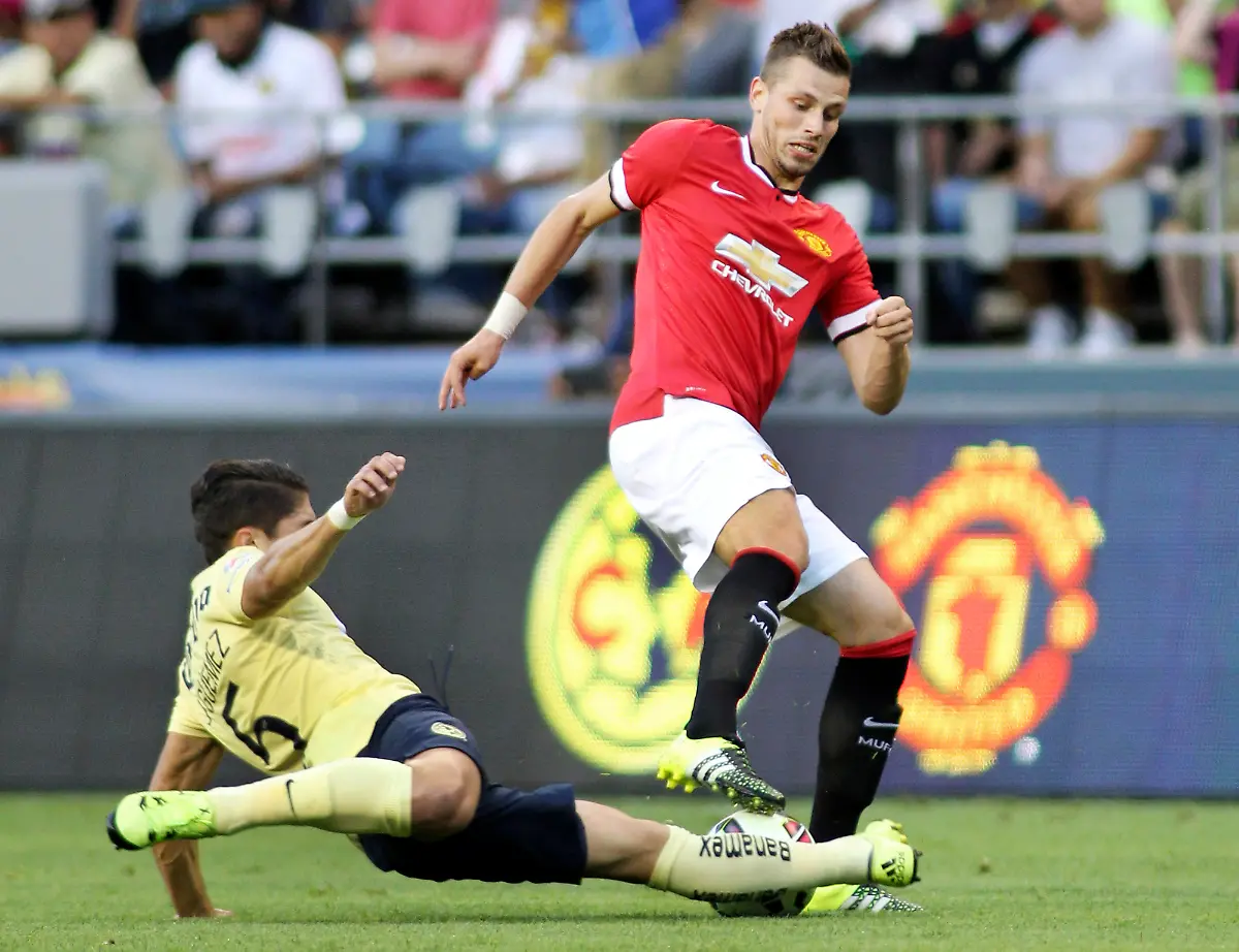 2015-07-18T050534Z-80197534-MT1ACI13879898-RTRMADP-3-SOC-JPG8235029122650381848