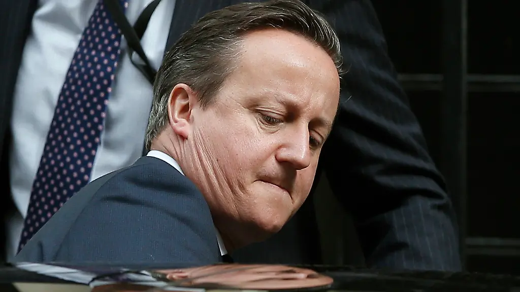 2015-07-08T092934Z-1608274863-LR2EB780QCZQL-RTRMADP-3-BRITAIN-ECONOMY-BUDGET-JPG8105153448655025300