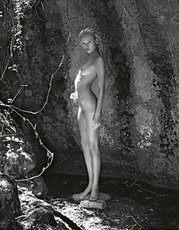 pirelli-2012-cover-2-mario-sorrenti