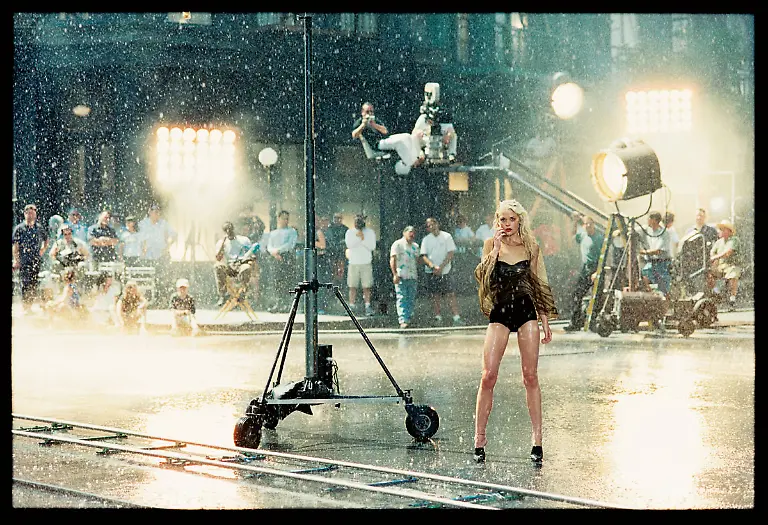 pirelli-2002-04-aprile-1-peter-lindbergh