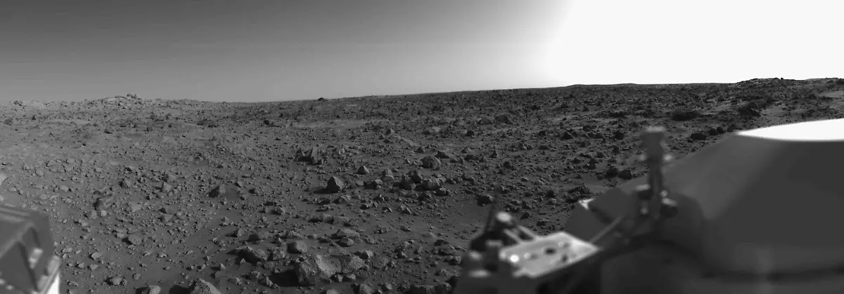 Mars-Viking-Panorama-geschnitten