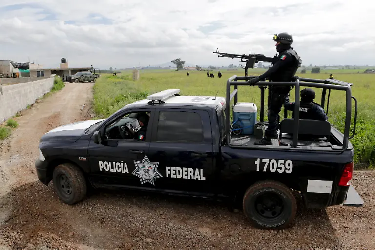 2015-07-12T172339Z-1605140633-GF10000157106-RTRMADP-3-MEXICO-GUZMAN-JPG240593019389072628