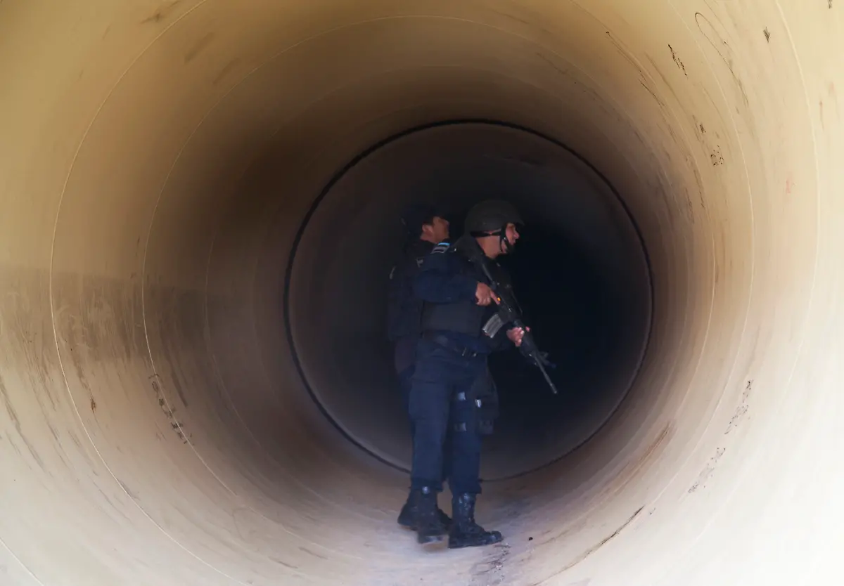 328DD800560EDEC2-jpg7786622184937959166