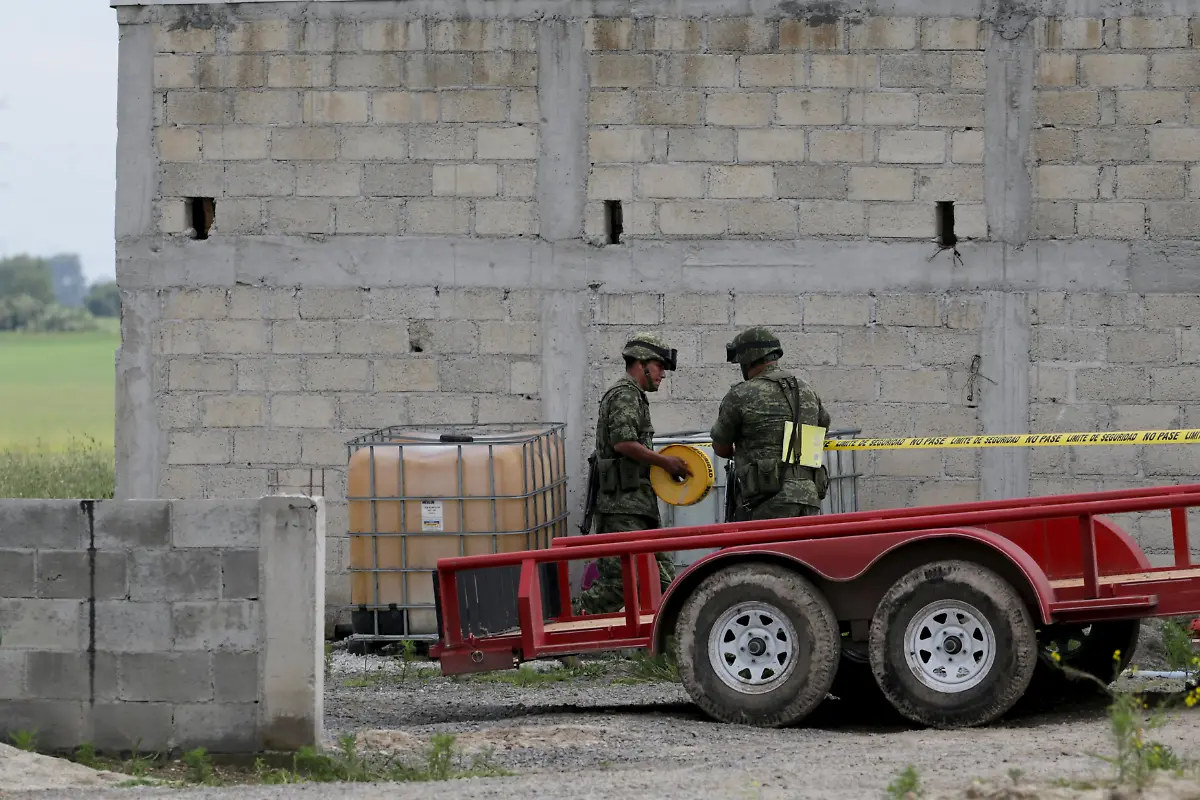 2015-07-12T172419Z-1866490685-GF10000157113-RTRMADP-3-MEXICO-GUZMAN-JPG6529137983137207705