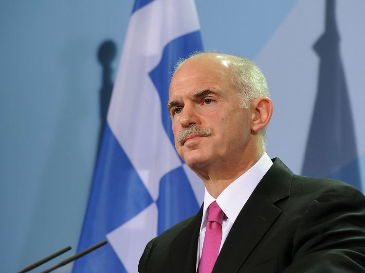 Der Ministerpräsident Griechenlands, Giorgos Papandreou, steht im eigenen Land mit dem Rücken zur Wand.