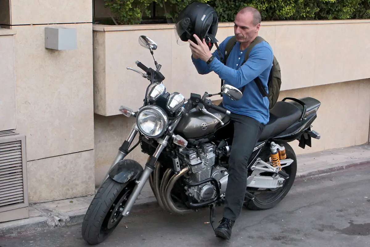 3qfk2941-jpg8707083139157778435