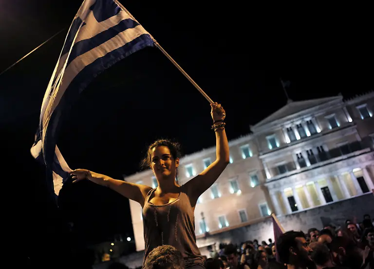 2015-07-05T222608Z-1125956014-GF10000149606-RTRMADP-3-EUROZONE-GREECE-JPG8013179044475104522