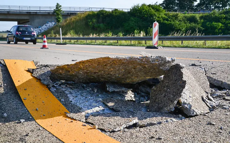 3qdk1530-jpg6261624715212053114