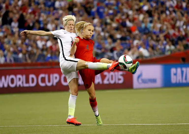 2015-07-01T001528Z-435199023-NOCID-RTRMADP-3-SOCCER-WOMEN-S-WORLD-CUP-SEMIFINAL-UNITED-STATES-AT-GERMANY-JPG618246793260095319