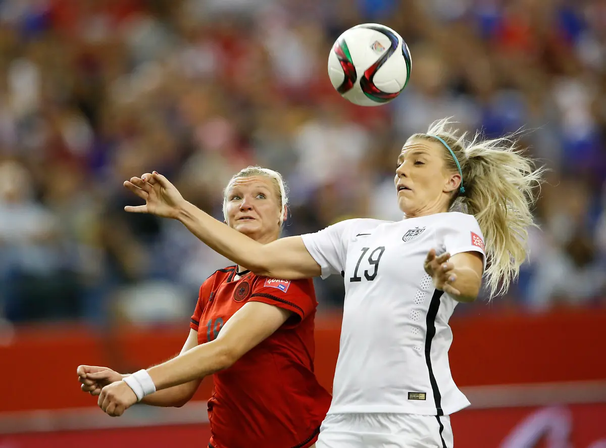 2015-07-01T003515Z-285700027-NOCID-RTRMADP-3-SOCCER-WOMEN-S-WORLD-CUP-SEMIFINAL-UNITED-STATES-AT-GERMANY-JPG6856037763908928547