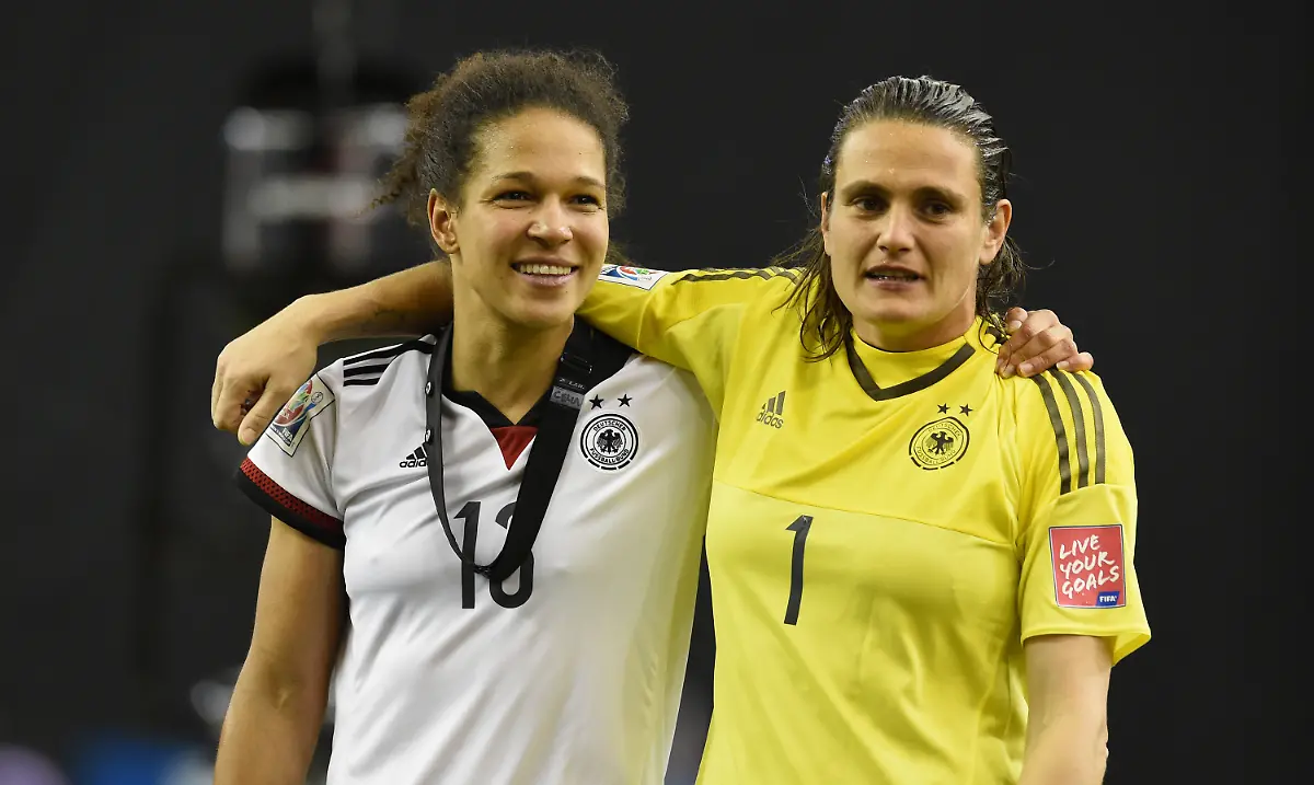 3q8z2355-jpg3595492986460341527