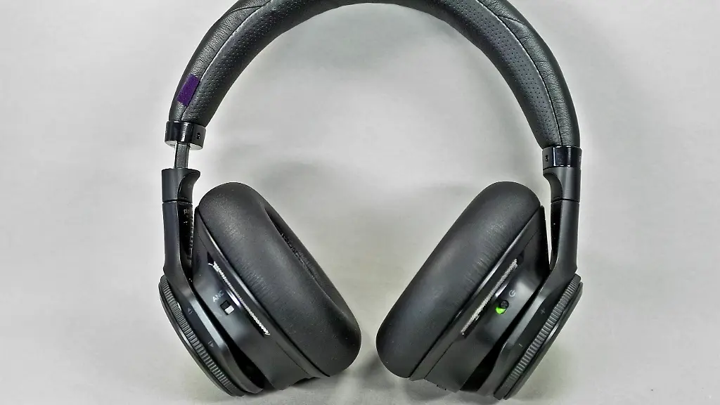 Plantronics-BackBeat-Pro-01