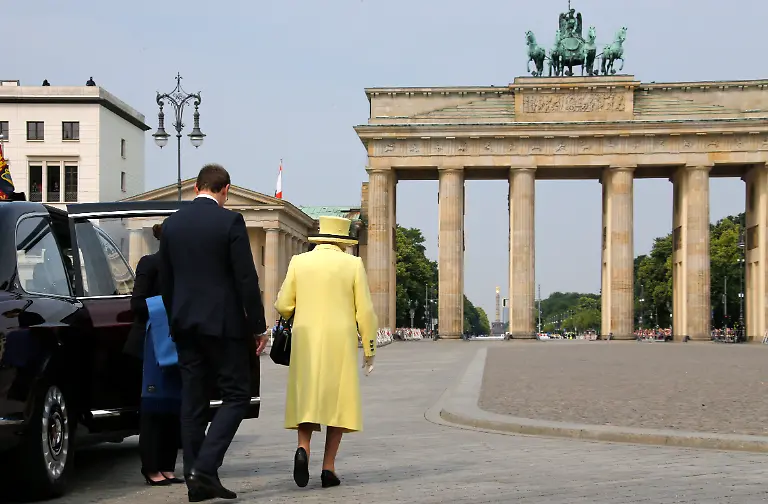 328DB400A41D0FC2-jpg7125562778278621283