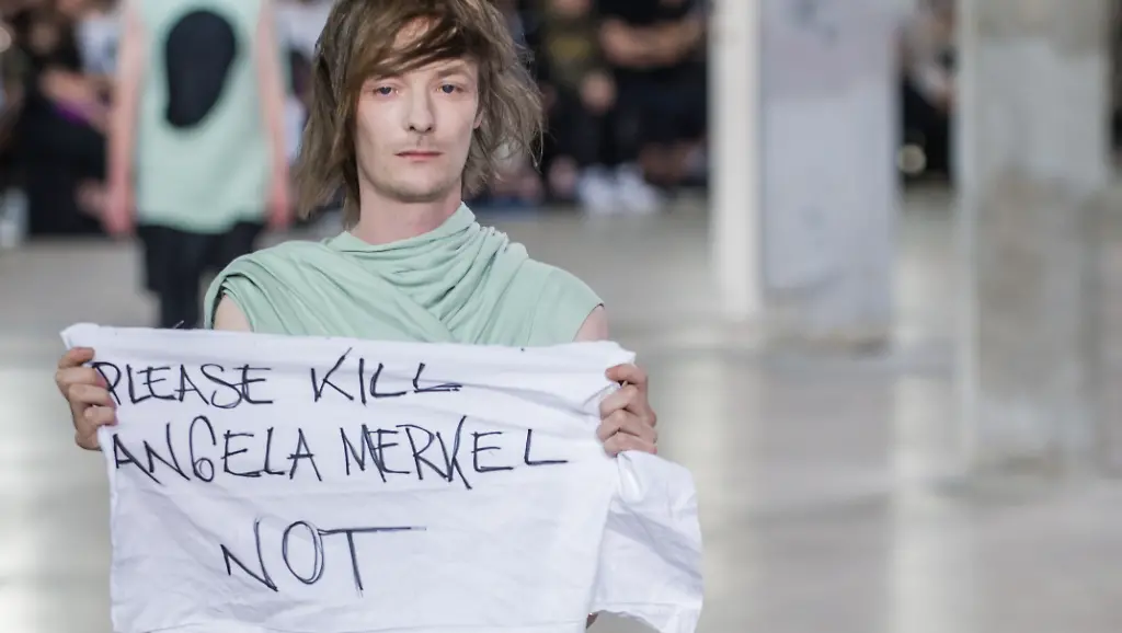 328DB20072107DE8-jpg8811937899645567759