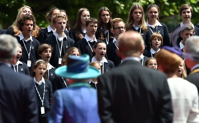 3q7o5402-jpg1816928593694292523