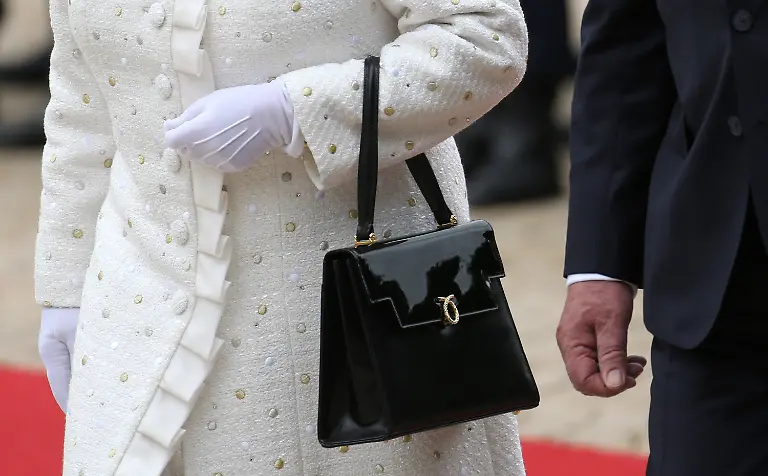 3q700210-jpg6786984343745452841