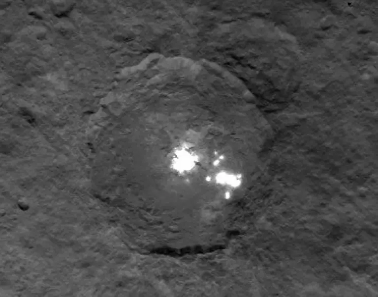 Ceres-Flecken-Detail