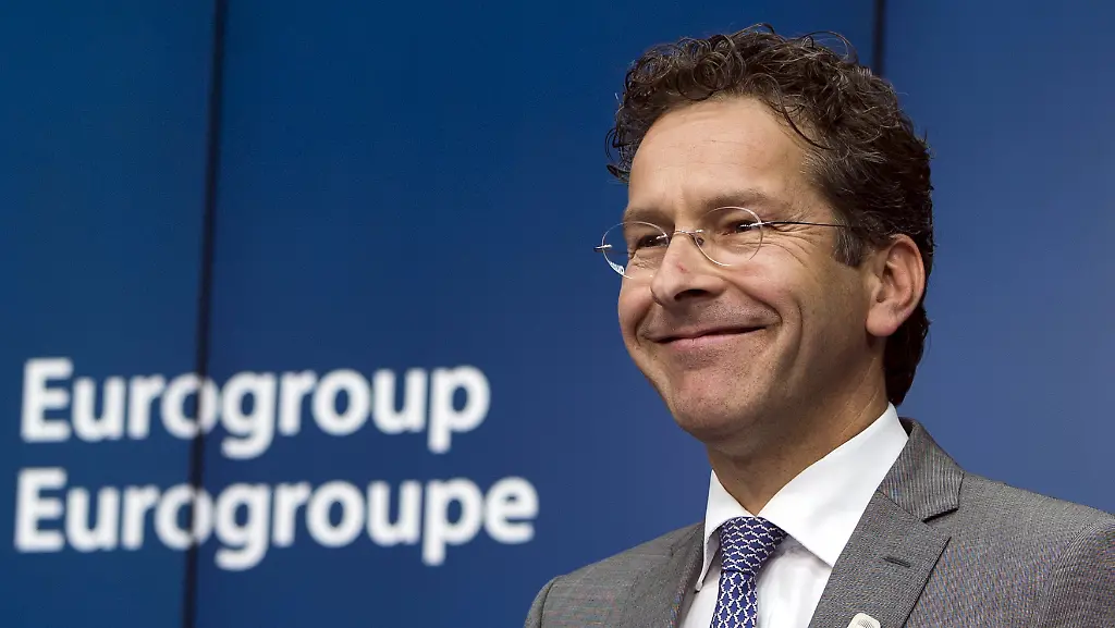 2015-06-22T134140Z-1323020592-GF10000135832-RTRMADP-3-EUROZONE-GREECE-JPG2880274468318266653