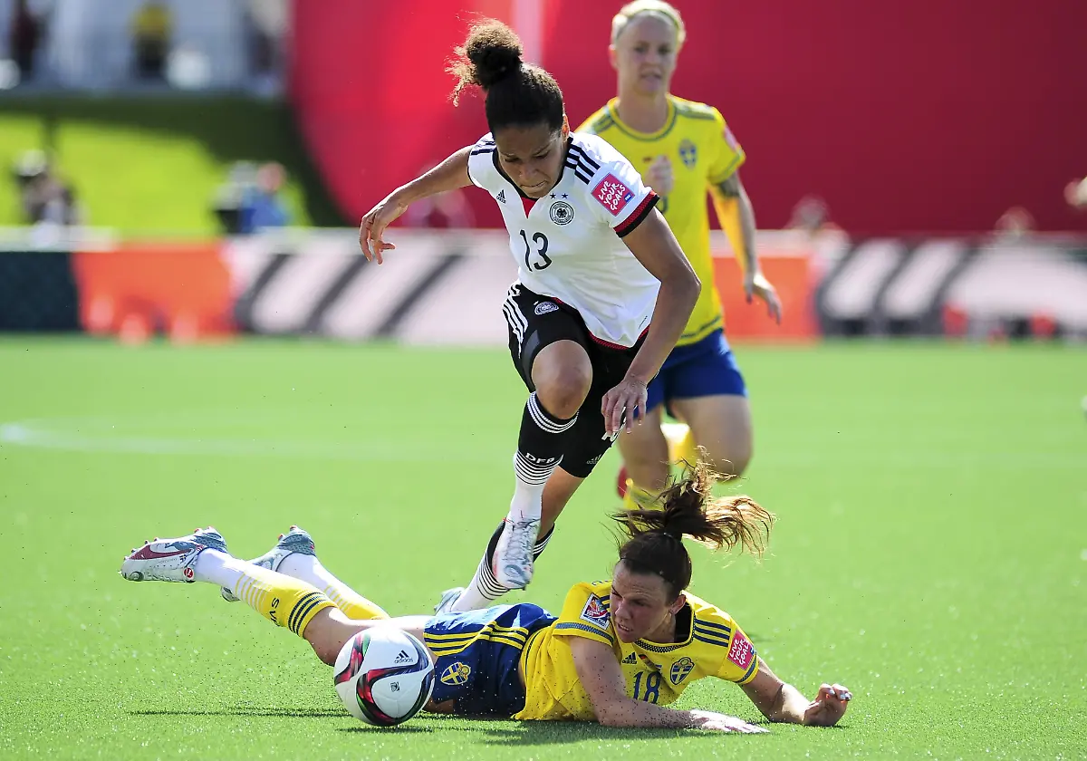 imago-sp-0621-07290018-20212353-jpg902501131526670112