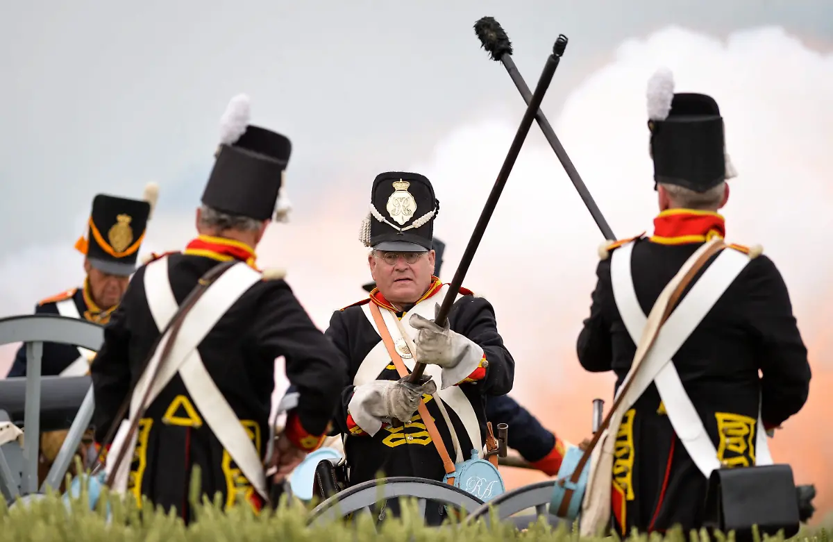 3q3z3358-jpg6815975405844932848