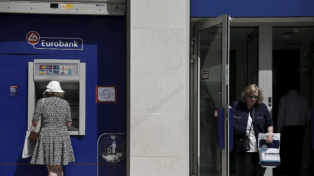 2015-06-15T085023Z-383583048-GF10000127944-RTRMADP-3-EUROZONE-GREECE-JPG4650718945309415669