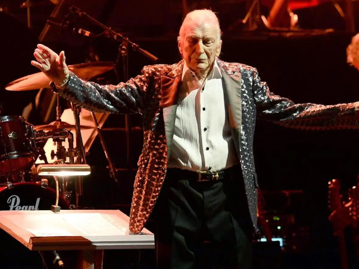 James-Last-und-sein-Orchester-beim-Auftritt-in-Koeln-Ende-April