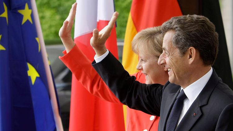 Angela Merkel und Sarkozy nach ihrem Treffen.