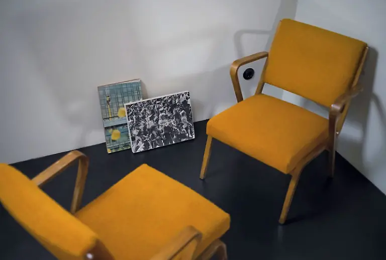 ddrlimited-press-p092-093-2