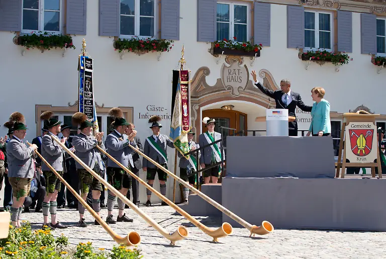 328D8E005B6F9C2B-jpg7345738537731506931