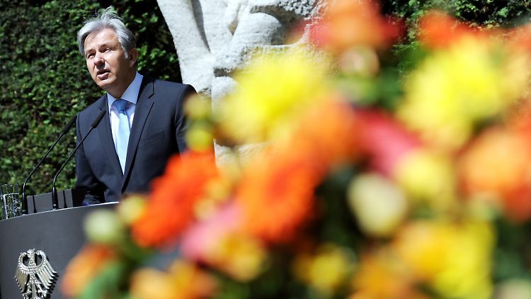Klaus Wowereit zieht Parallelen zum Freiheitswillen der Nordafrikaner.