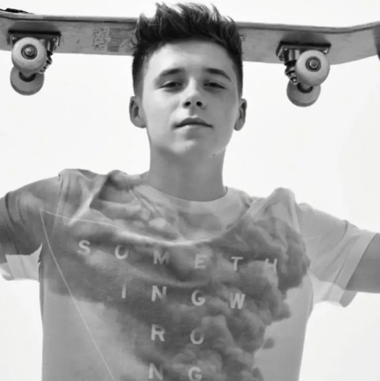 brooklyn-beckham-1