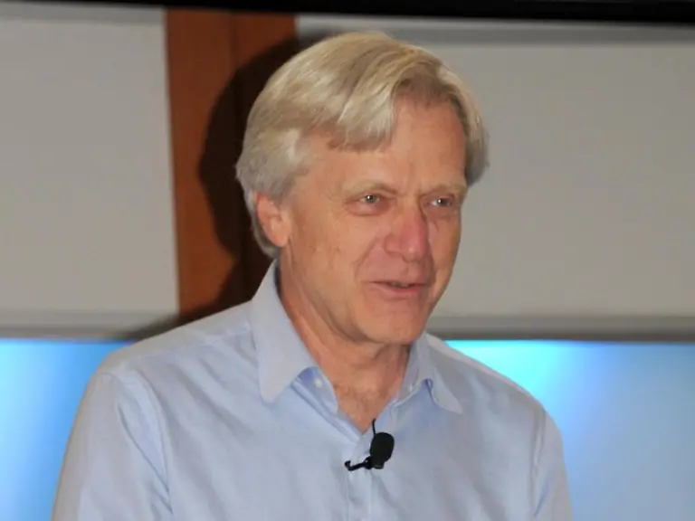 Andreas-von-Bechtolsheim-spricht-bei-einem-Vortrag-in-Palo-Alto