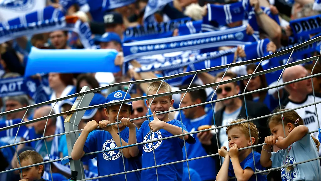 2015-05-24T140348Z-1375255882-LR2EB5O13222I-RTRMADP-3-SOCCER-GERMANY-JPG7157711253799033852