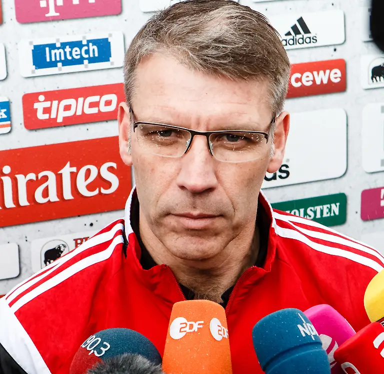 3pkd3348-jpg3835718065678944391