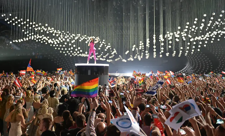 328D6E0012853A07-jpg9074545684544195365