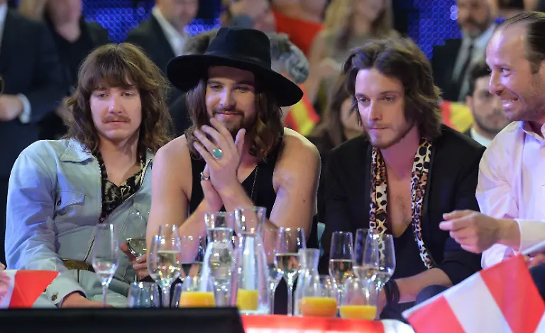 328D6E00EC78CD6E-jpg1863139901683606170