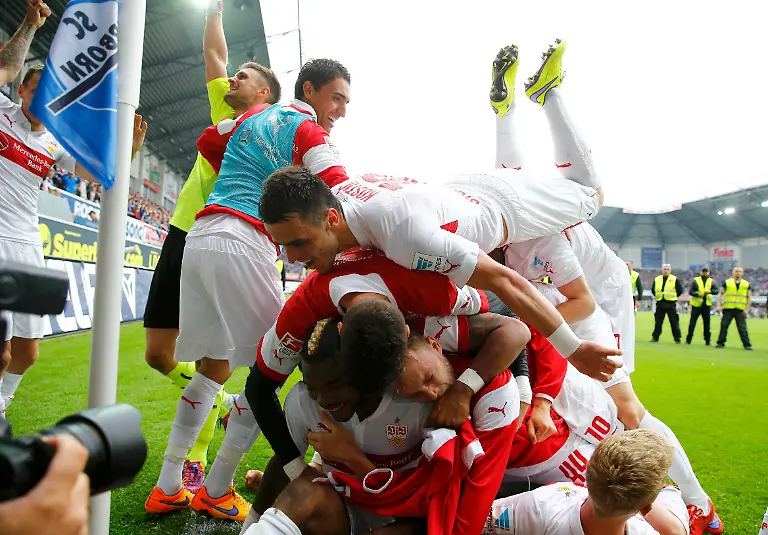 2015-05-23T154048Z-2125190833-LR2EB5N17JO5X-RTRMADP-3-SOCCER-GERMANY-JPG6466029788809292981