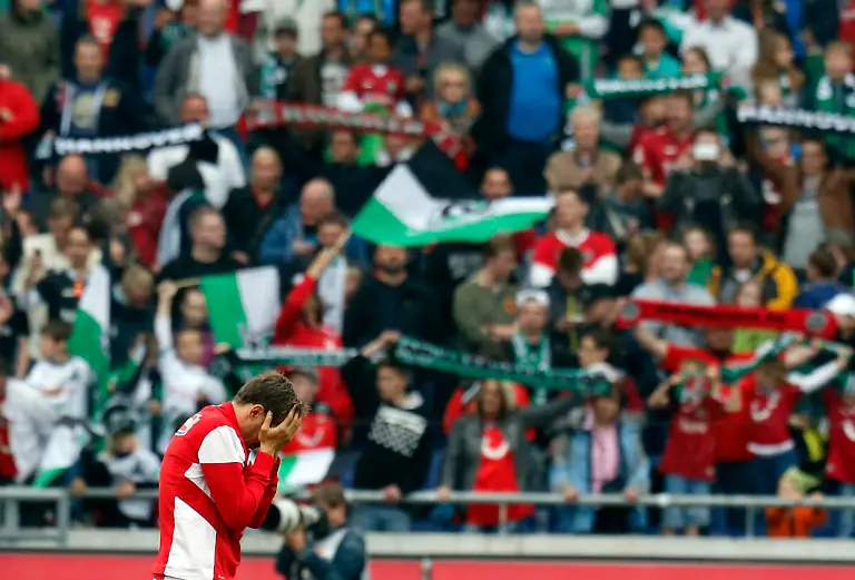 2015-05-23T154109Z-902951645-LR2EB5N17KB5Z-RTRMADP-3-SOCCER-GERMANY-JPG1112624957248358411