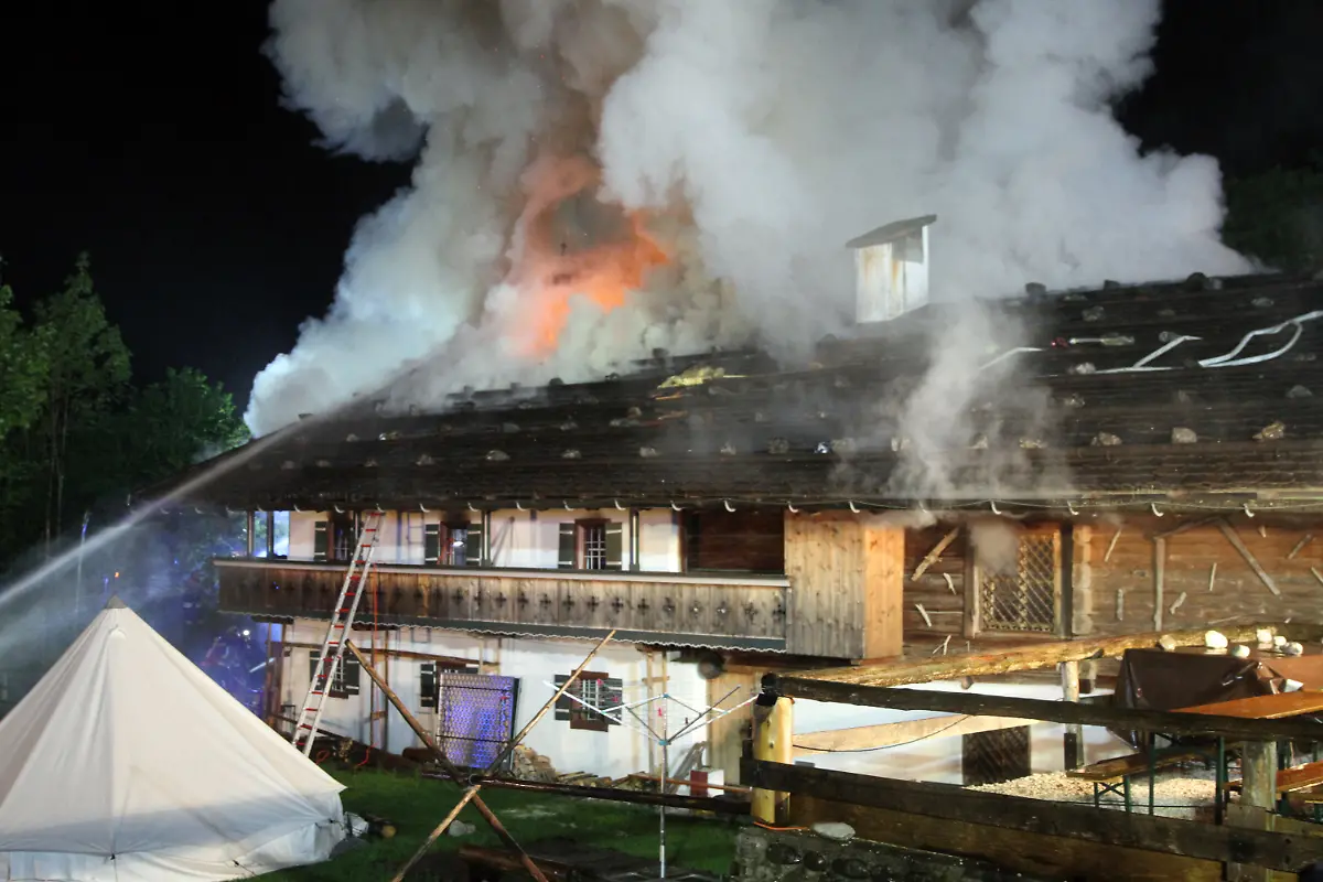 3plk5957-jpg819601880798026460