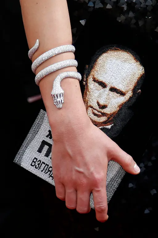 3pju0700-jpg1868744130032648839