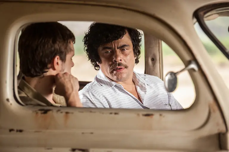 31-ESCOBAR-P-L-MikaCotellon-AlamodeFilm6
