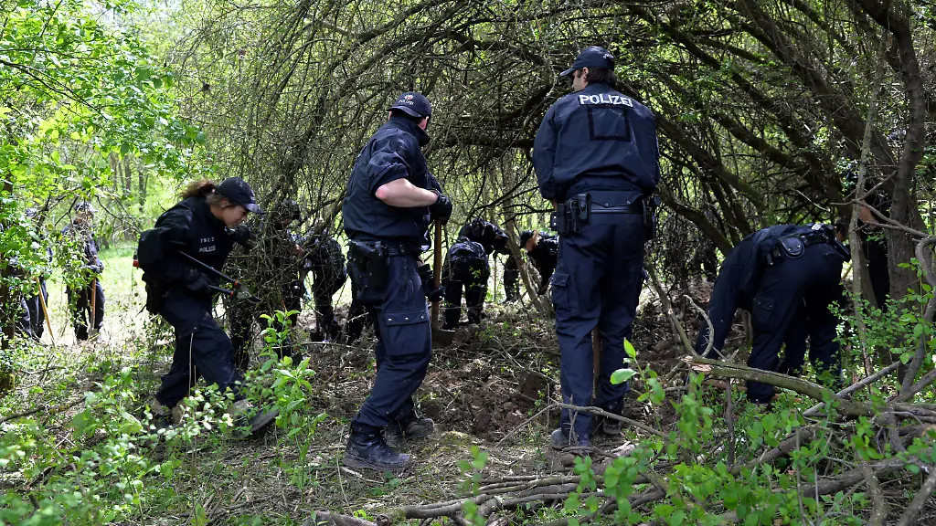 3pb35930-jpg7937056193306476128