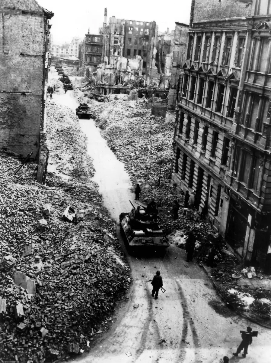 Magdeburg-18-April-1945