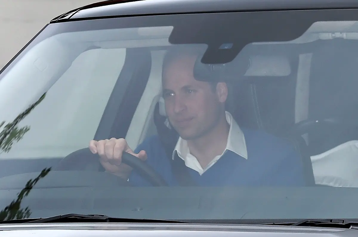 2015-05-02T181527Z-2026004819-LR2EB521EPGV7-RTRMADP-3-BRITAIN-ROYALS-KATE-JPG7439798520862867530